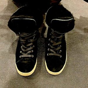 Ugg Croft-Fur Lined High-Top Sneakers| Gently Used | Amazing Condition